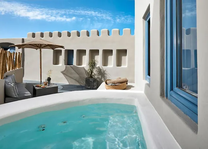 Luna Santorini Suites Pyrgos Kallistis