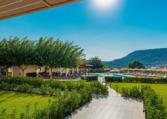 Zoes Hotel & Suites Faliraki