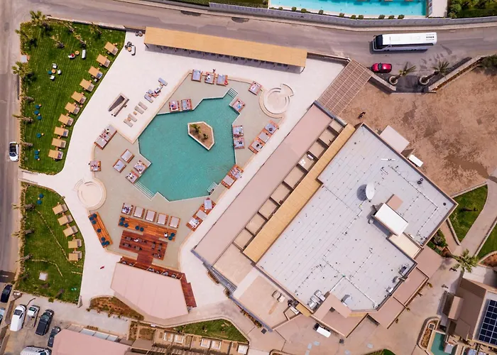 Senseana Sea Side Resort & Aquadventure Analipsi 