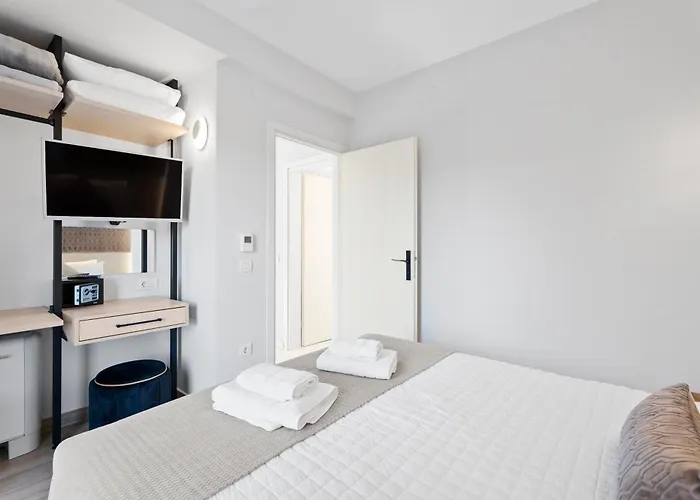 Frunze Luxury Apartments Nafplio