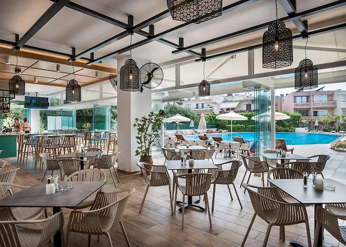 Atrion Resort Hotel Agia Marina 